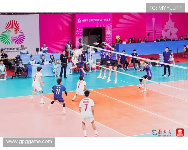 1. 比赛将于下周六在市体育馆隆重举行